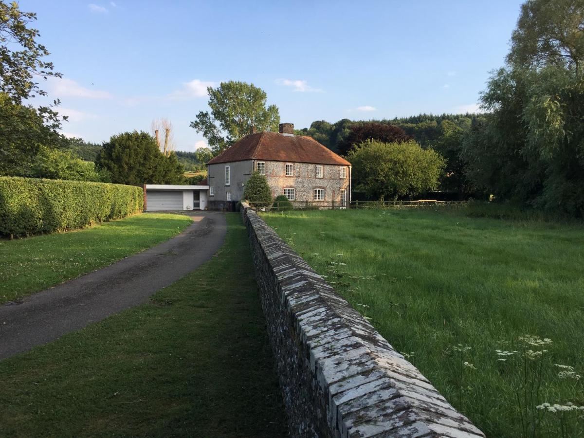 Charlton End - Goodwood Events Bed & Breakfast Chichester Exterior photo